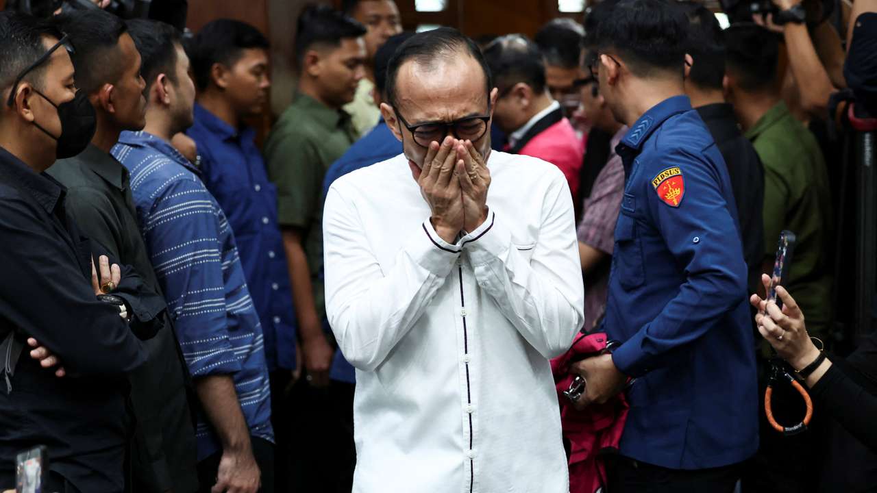 Indonesian court to deliver verdicts in corruption case linked to state energy firm Pertamina