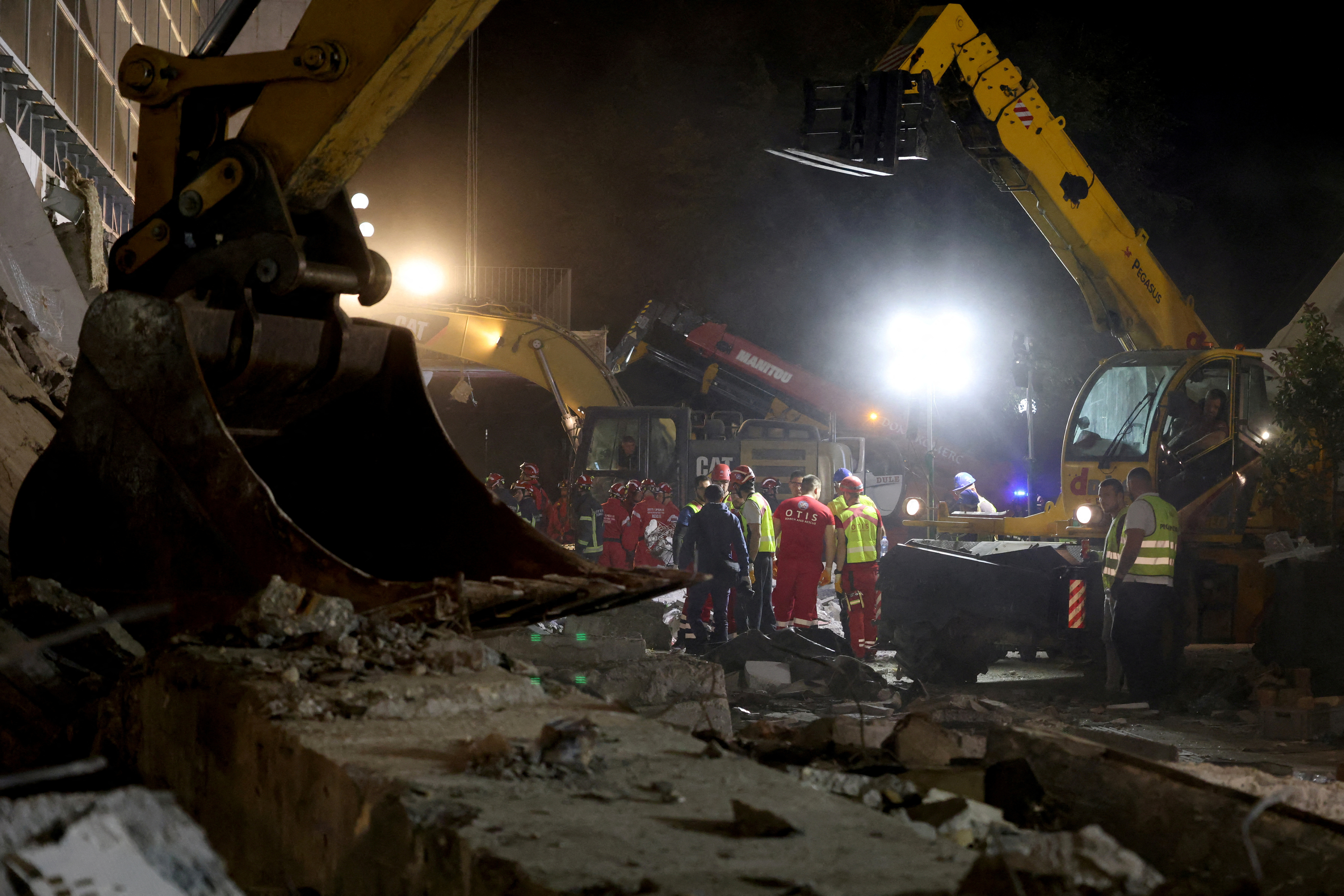 FILE PHOTO: Railway station roof collapsed in Novi Sad