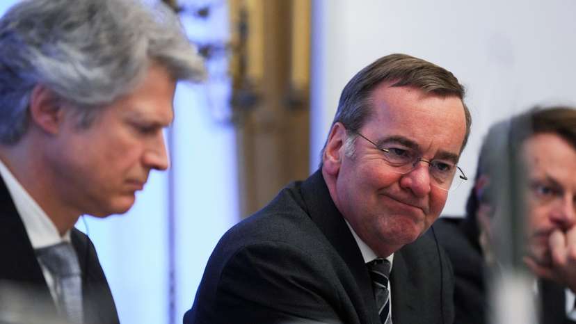 European defence ministers meet in Poland