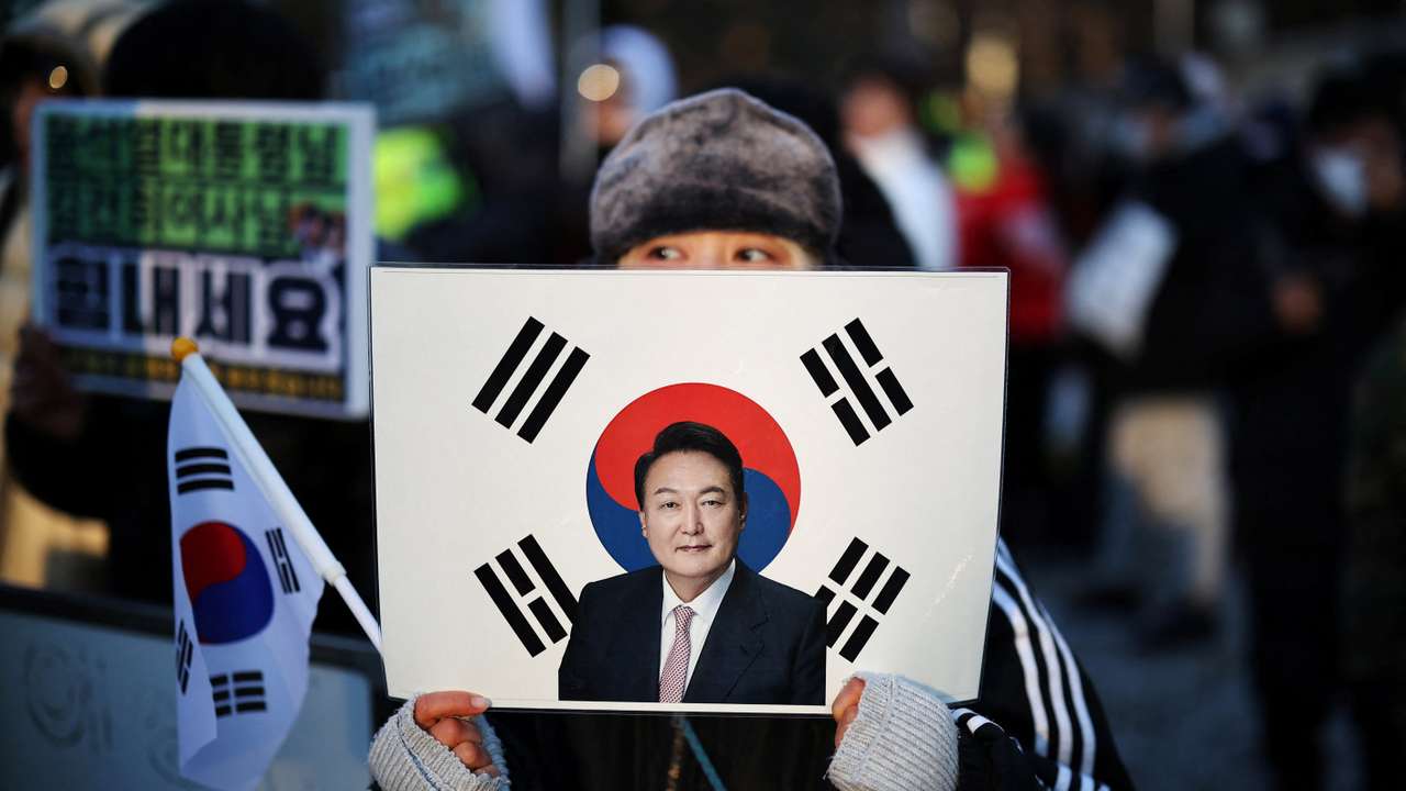 Prosecutors seek sentencing in ex-President Yoon's suspected insurrection trial