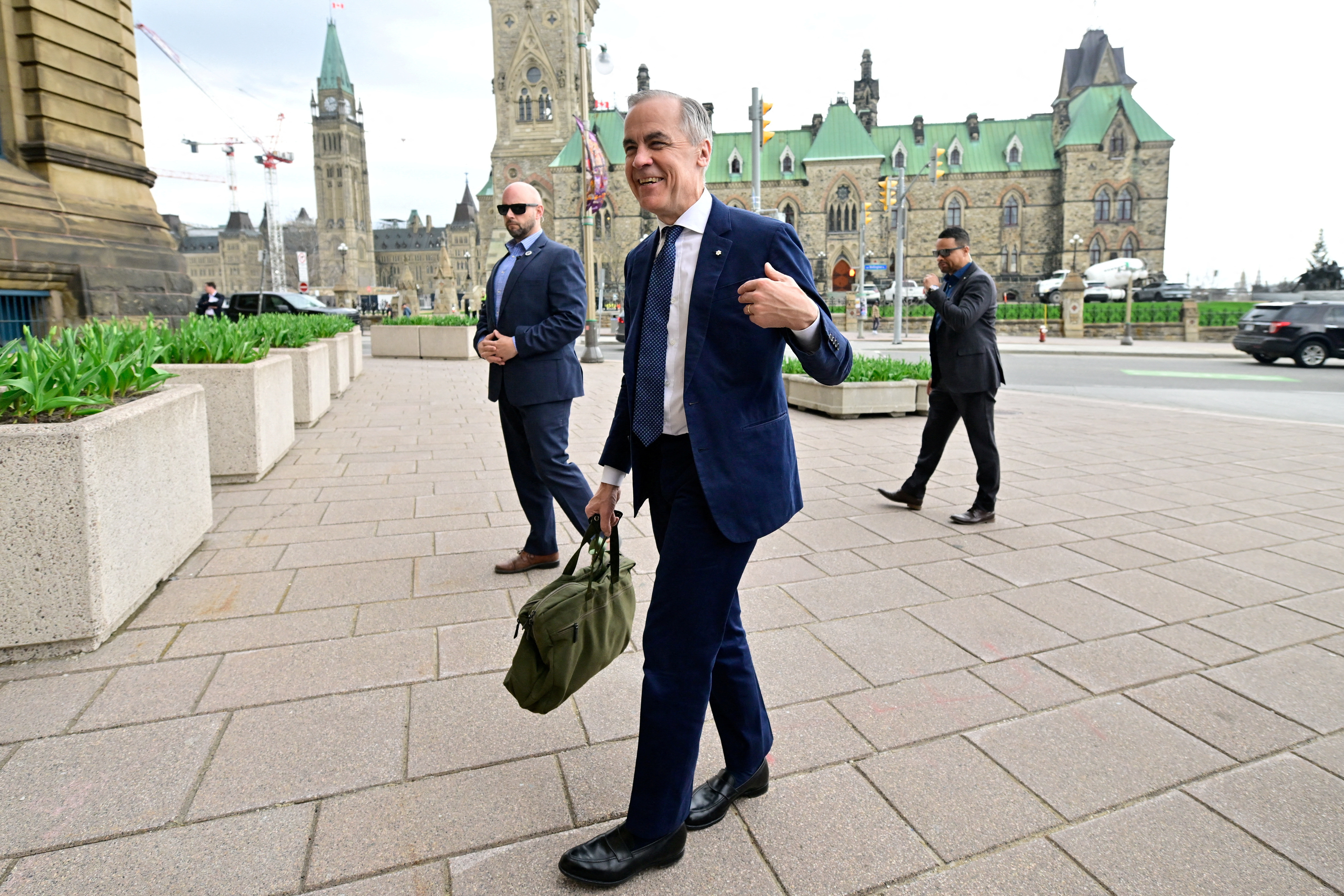 Canadian Prime Minister Carney returns to work