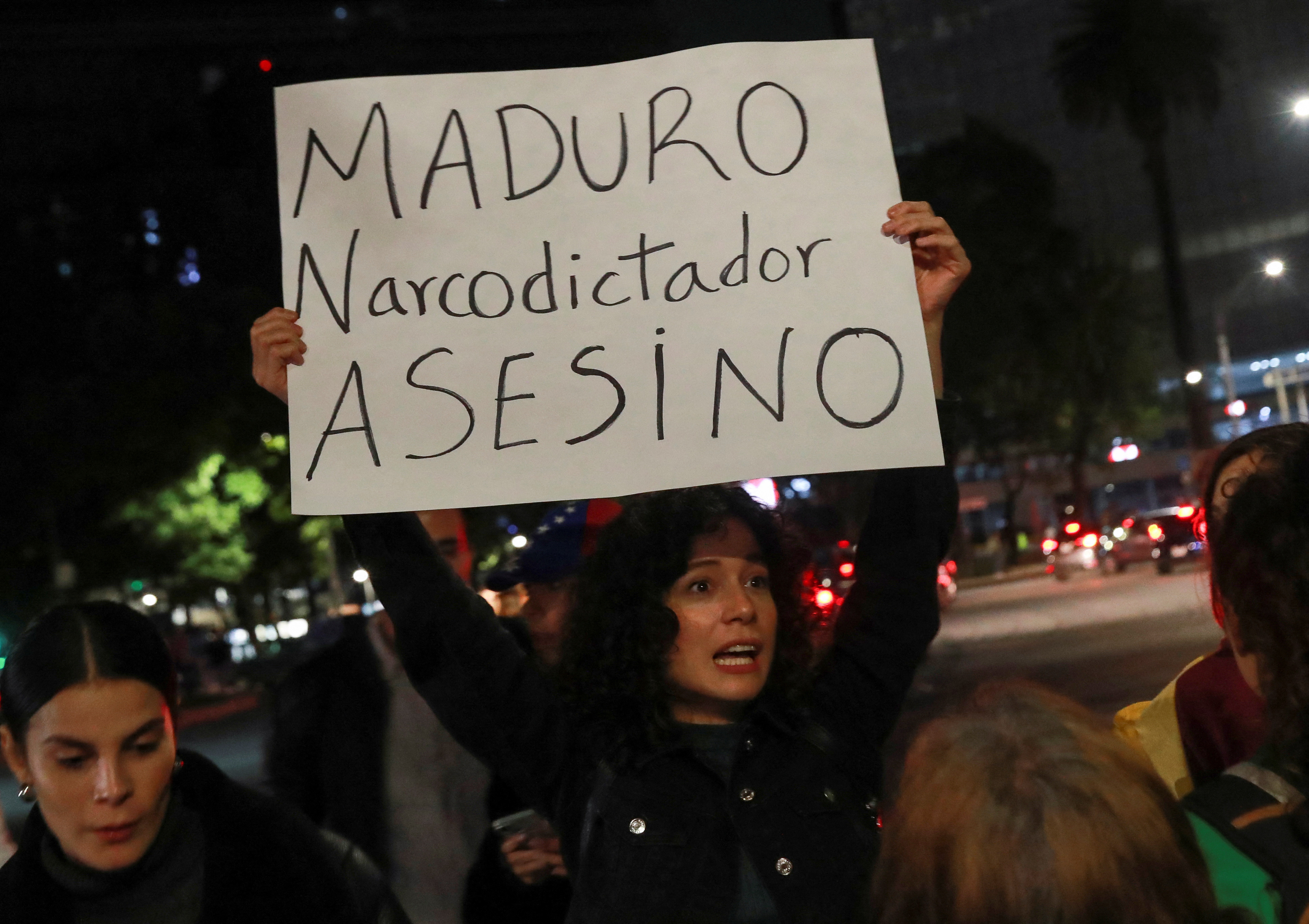 Venezuelans living in Mexico demand transparent election results, in Mexico City