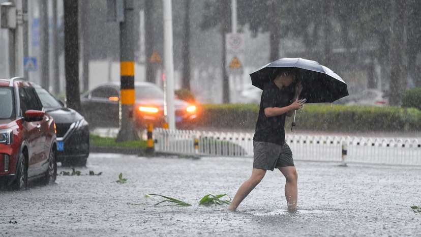 Rainfall brought by Typhoon Matmo, in Haikou