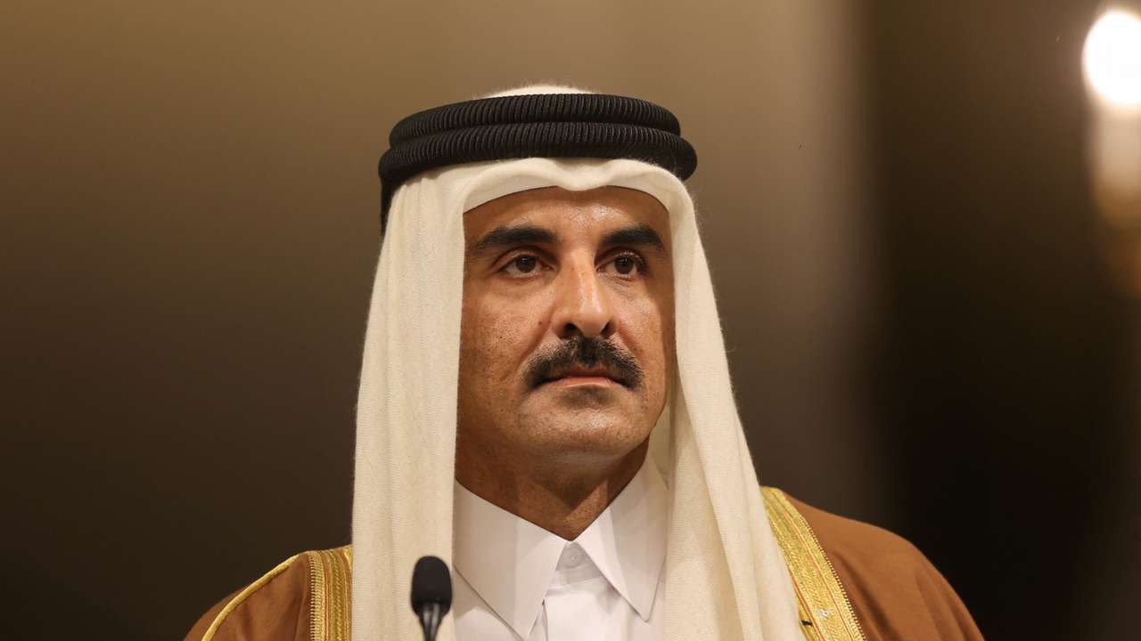 Iranian President Pezeshkian and Emir of Qatar Sheikh Tamim bin Hamad Al Thani meet in Tehran
