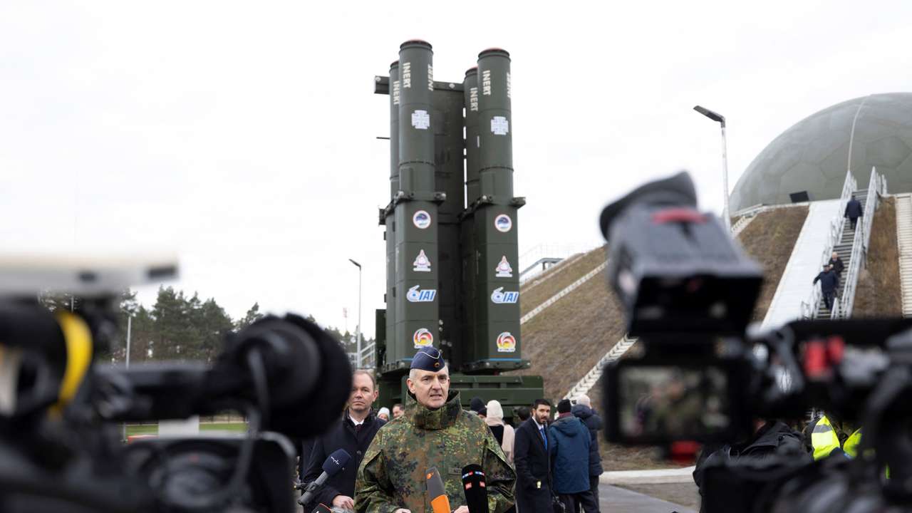 The German Air Force presents "Arrow Weapon System for Germany" in Annaburg