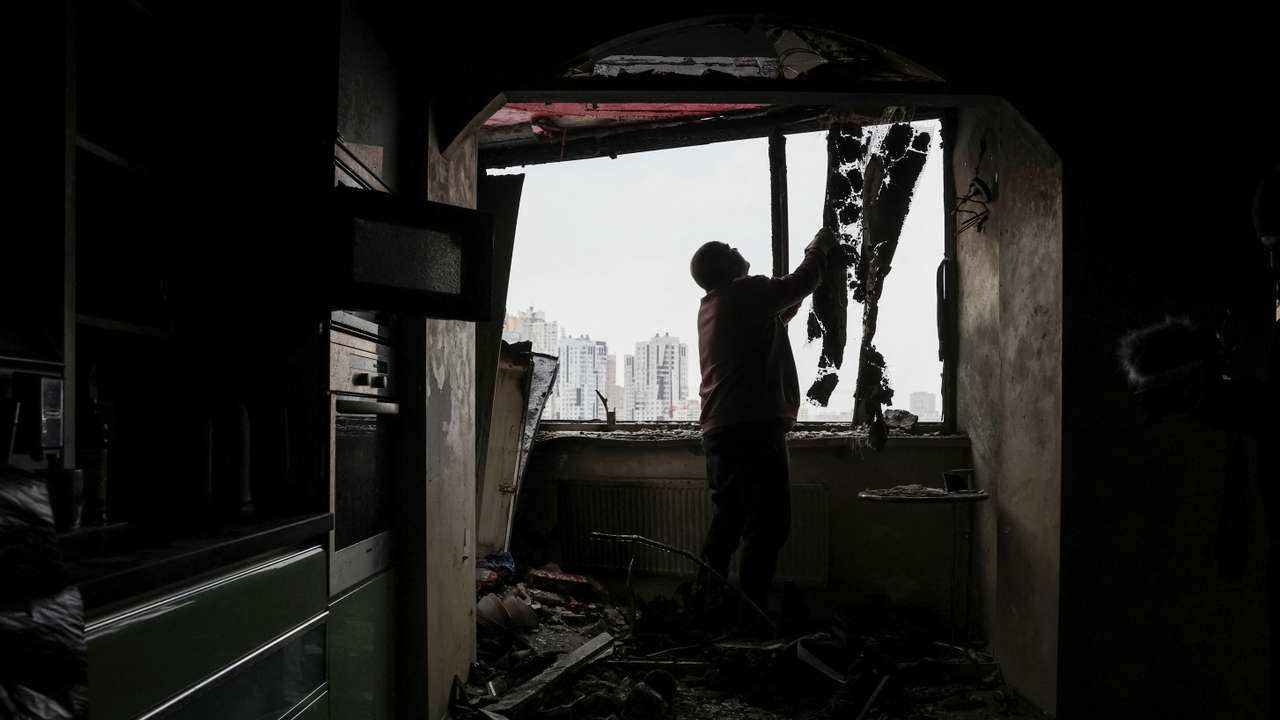 Russian missile and drone strike in Kyiv