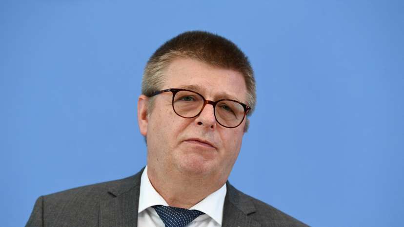 FILE PHOTO: German Interior Minister Faeser and Haldenwang present the 'Constitution Protection Report 2021' in Berlin