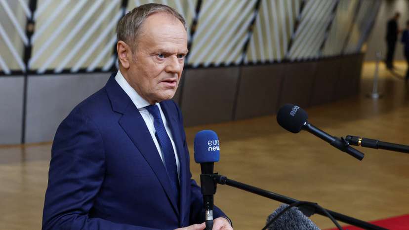 EU leaders hold special summit to discuss transatlantic relationship