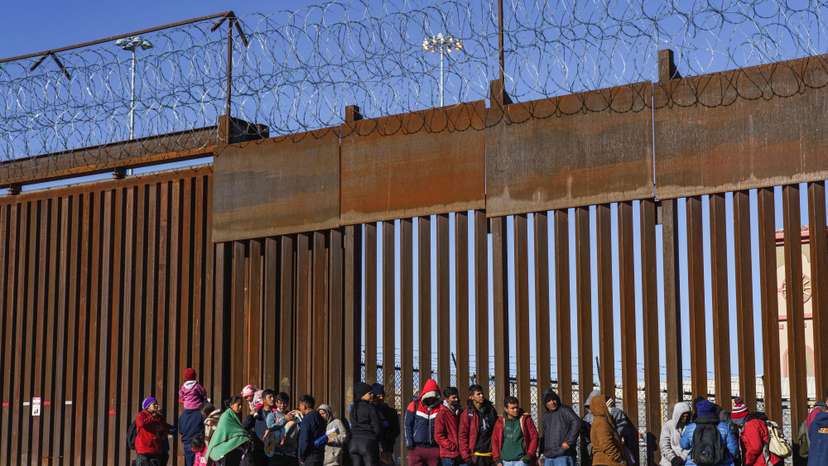 Crackdown on undocumented migrants staying in El Paso