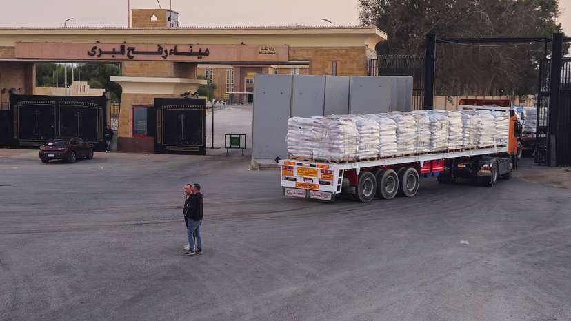 Trucks carrying humanitarian aid and fuel at the Rafah border on the Egypt side