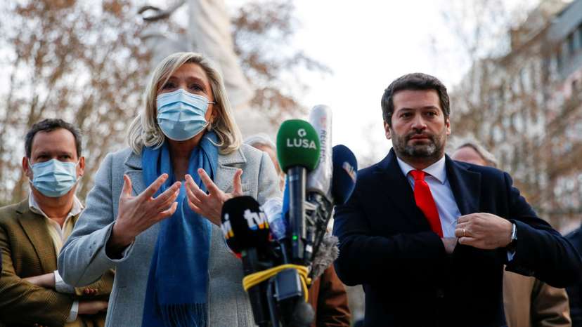 FILE PHOTO: National Rally leader Le Pen meets presidential candidate Ventura in Lisbon