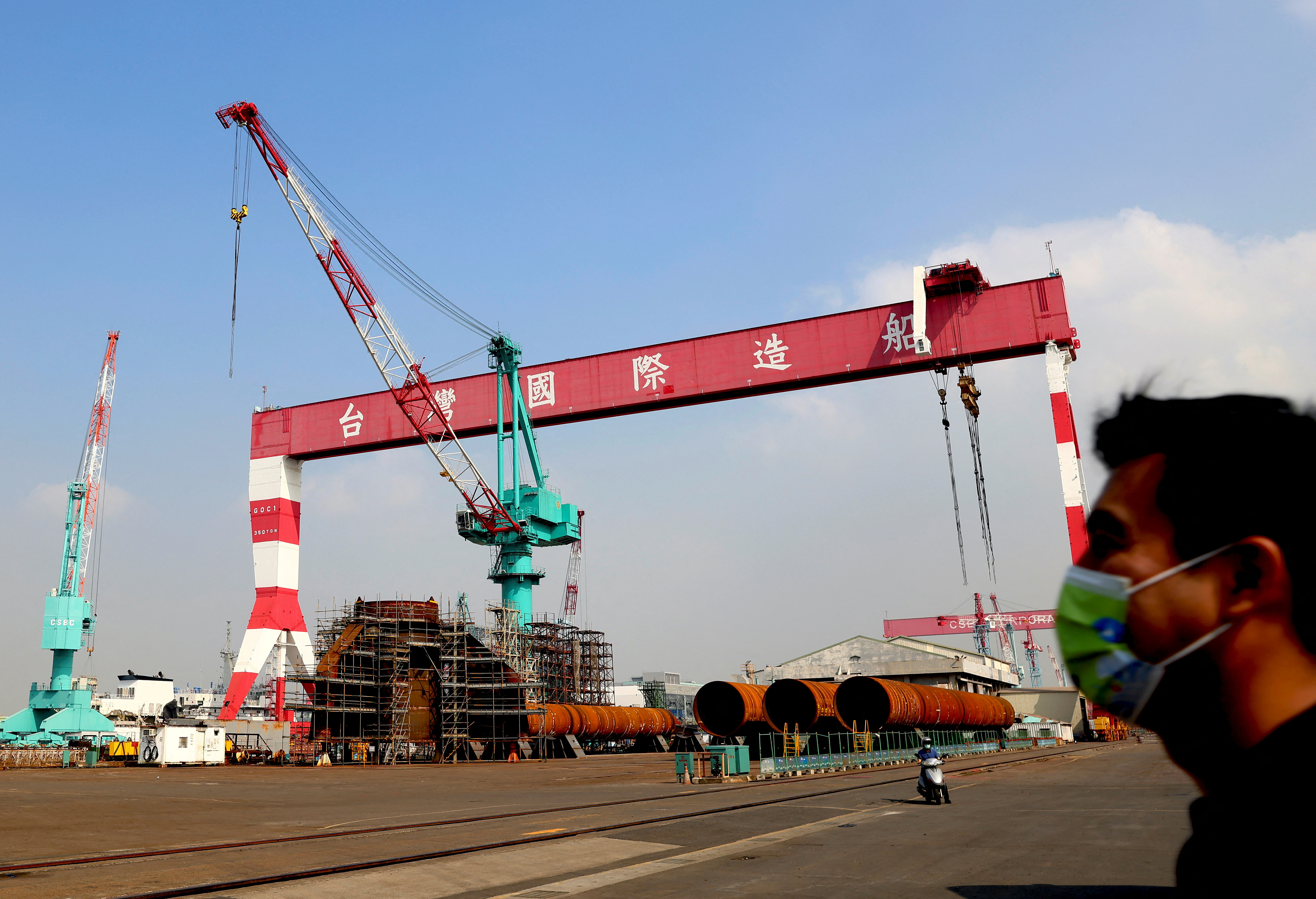 FILE PHOTO: To match Special Report TAIWAN-CHINA/SUBMARINES