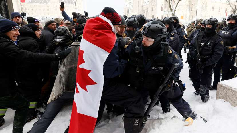 Truckers and supporters continue to protest COVID-19 vaccine mandates in Ottawa