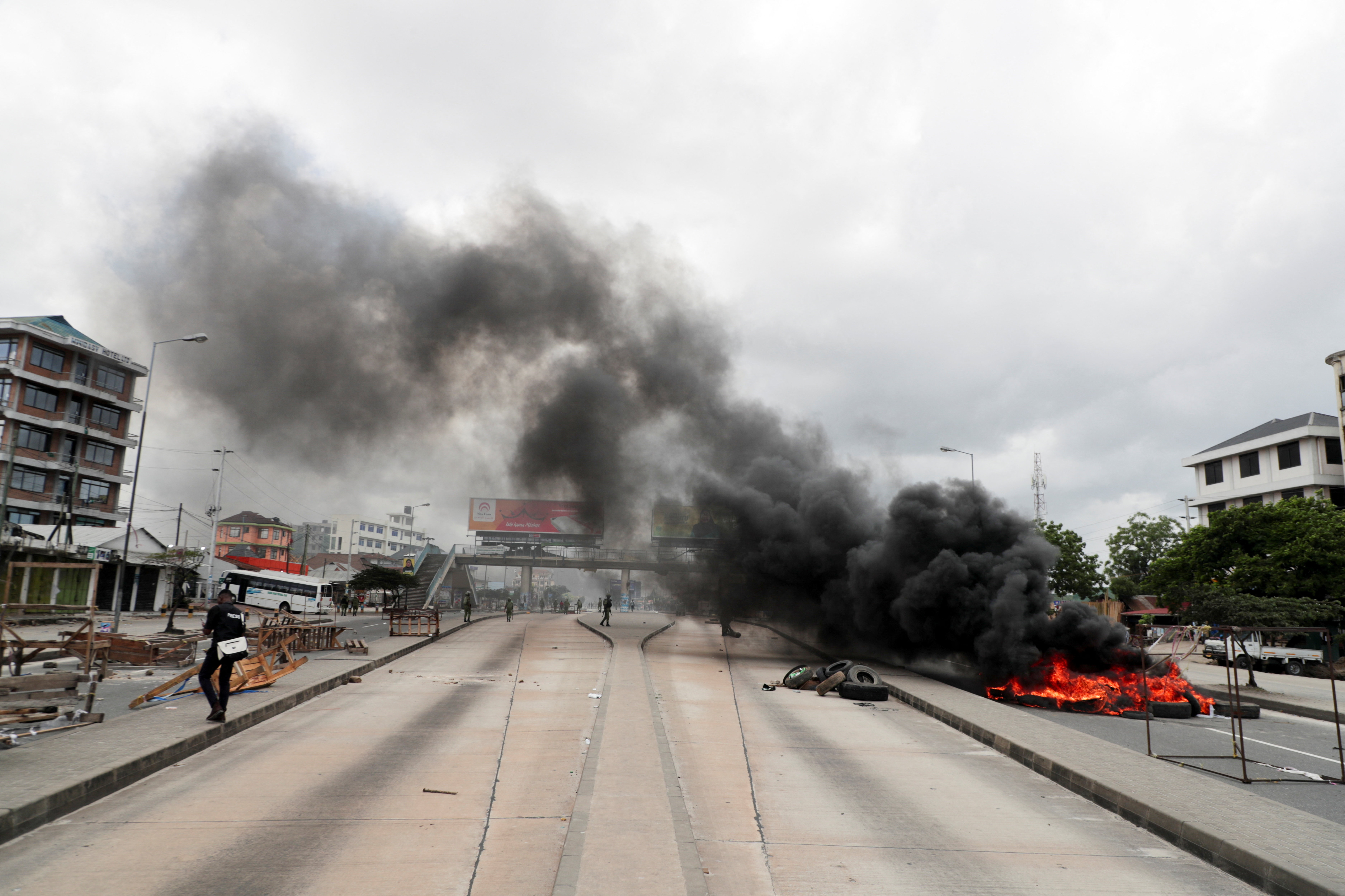 New protests in Tanzania's main city after chaotic election