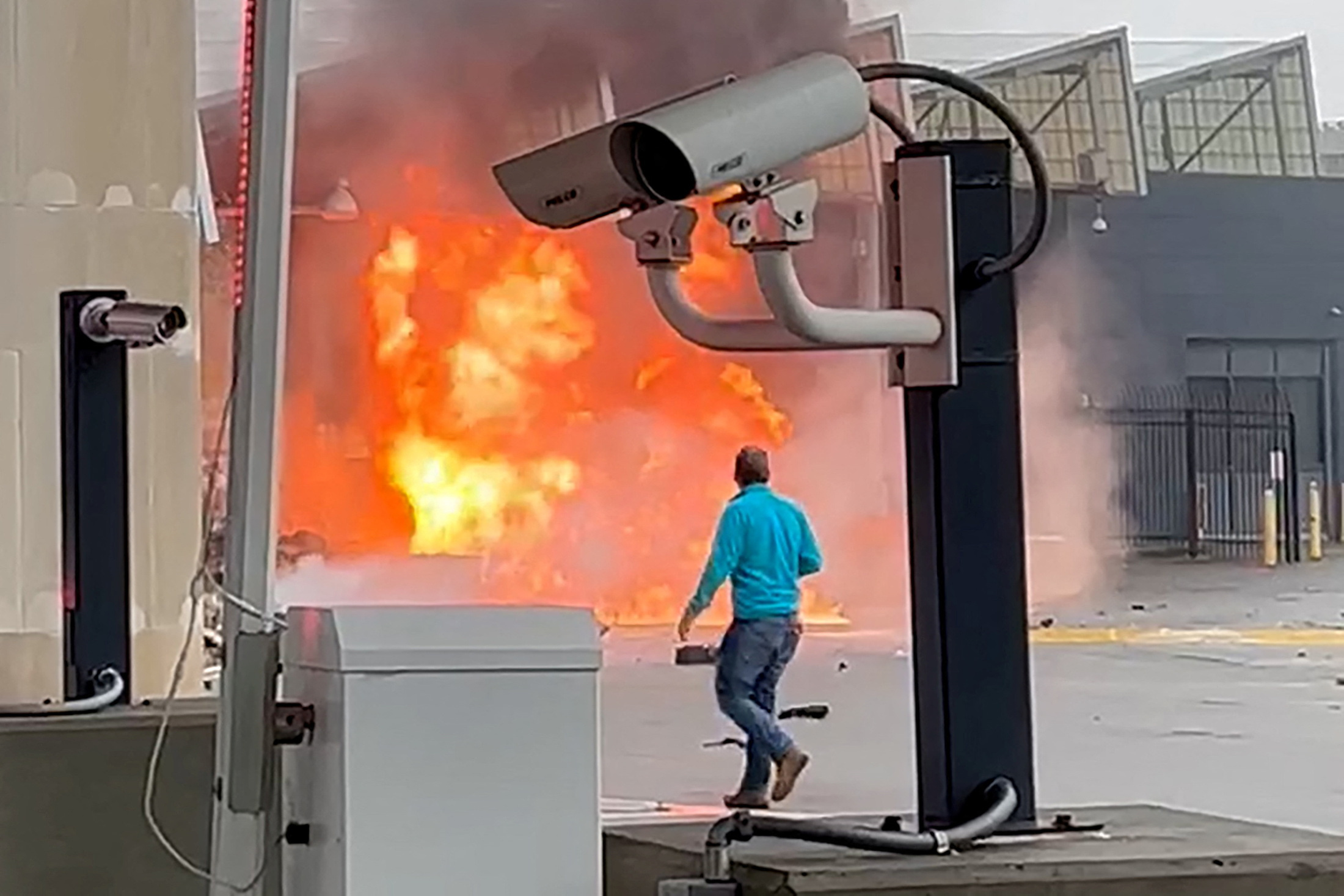 Incident at the Rainbow Bridge border crossing in Niagara Falls
