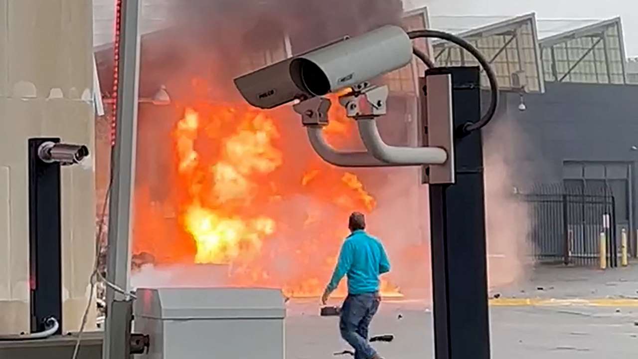 Incident at the Rainbow Bridge border crossing in Niagara Falls
