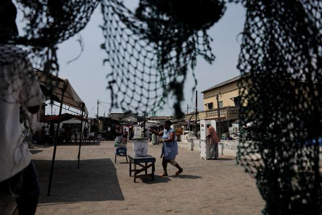 Ghana holds presidential and parliamentary election