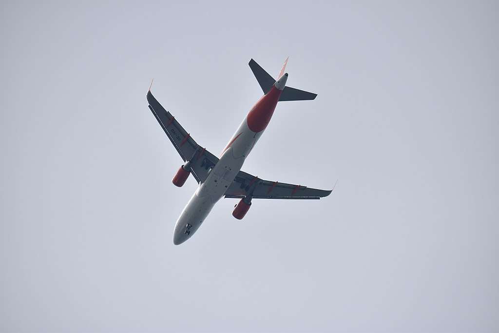 Passenger plane minutes before landing.