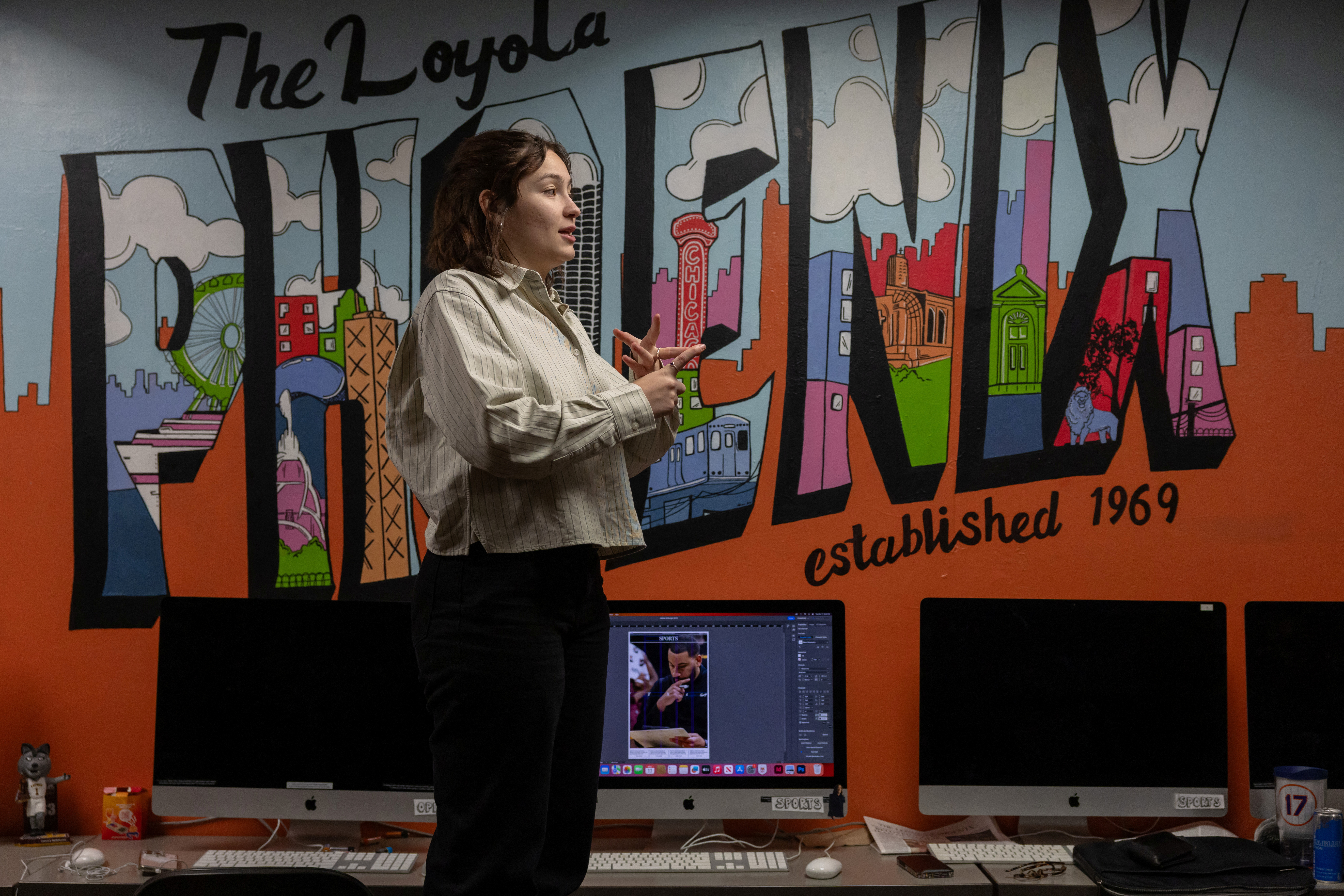 'Pins on a map': How Chicago’s college students track ICE raids