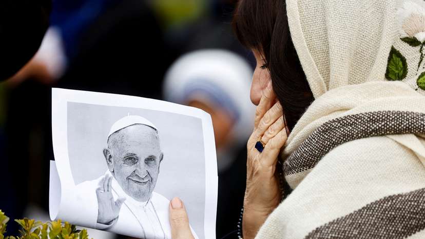 Pope Francis continues treatment at Gemelli Hospital in Rome