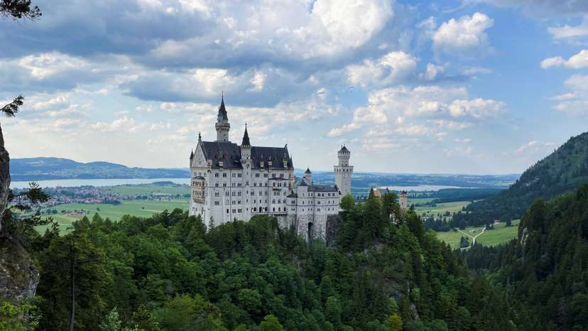 FILE PHOTO: Tourist dies after attack near Germany's Neuschwanstein Castle, German police say
