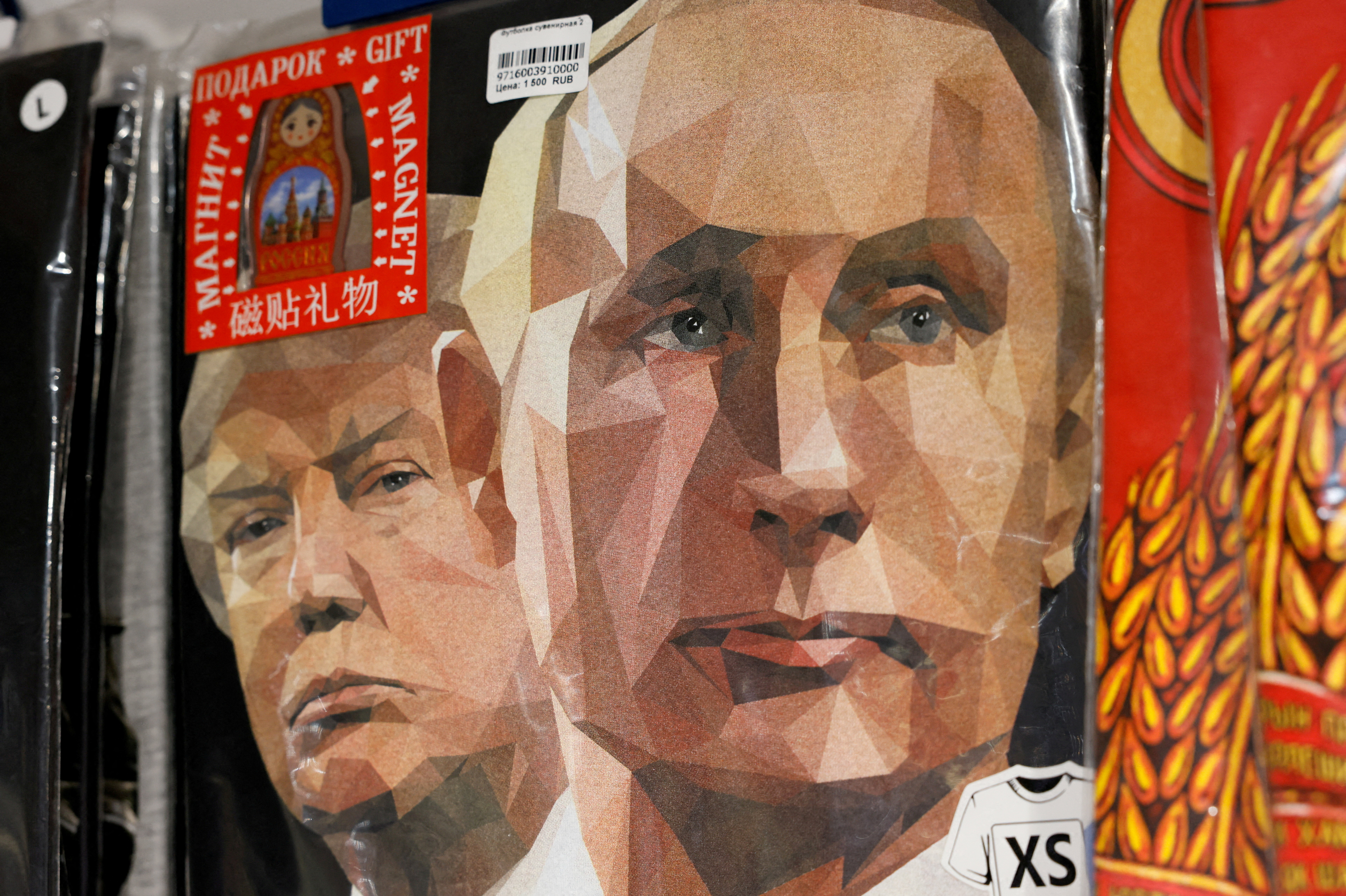 FILE PHOTO: Souvenirs featuring Russian President Putin and U.S. President Trump on sale in Moscow