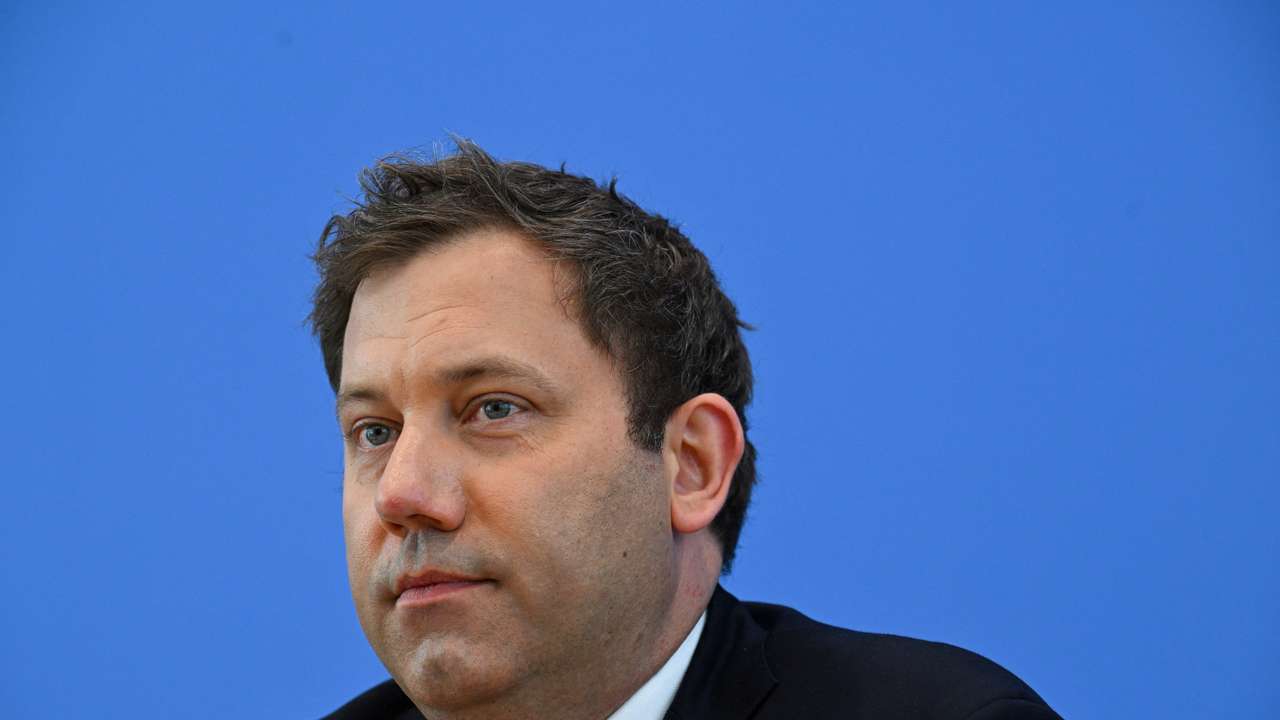 German Finance Minister Klingbeil presents budget for 2026