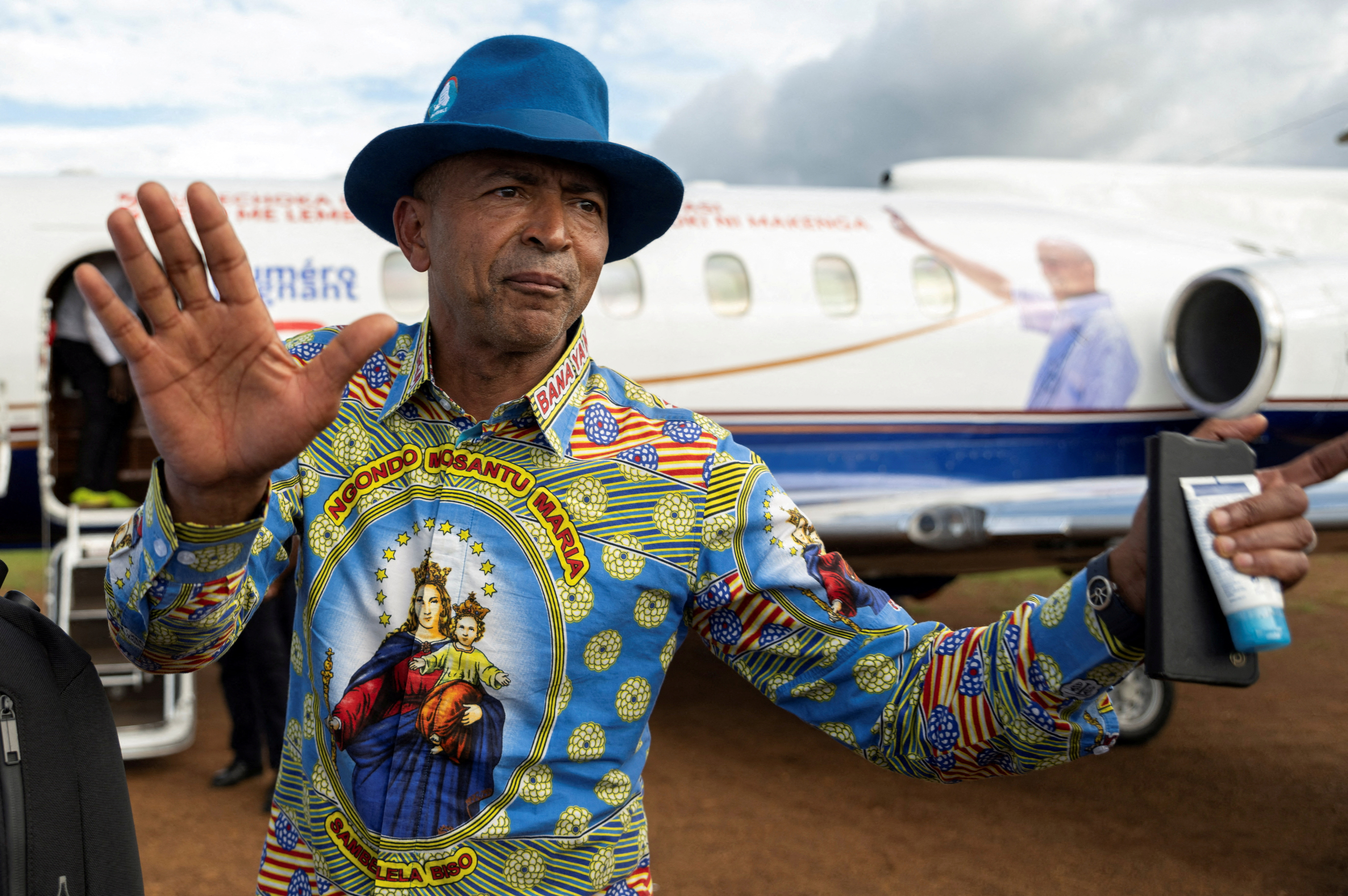 FILE PHOTO: Congolese Presidential candidate Moise Katumbi waves to his supporters at the Beni airport after holding campaign meetings in the Grand-Nord part of North Kivu province