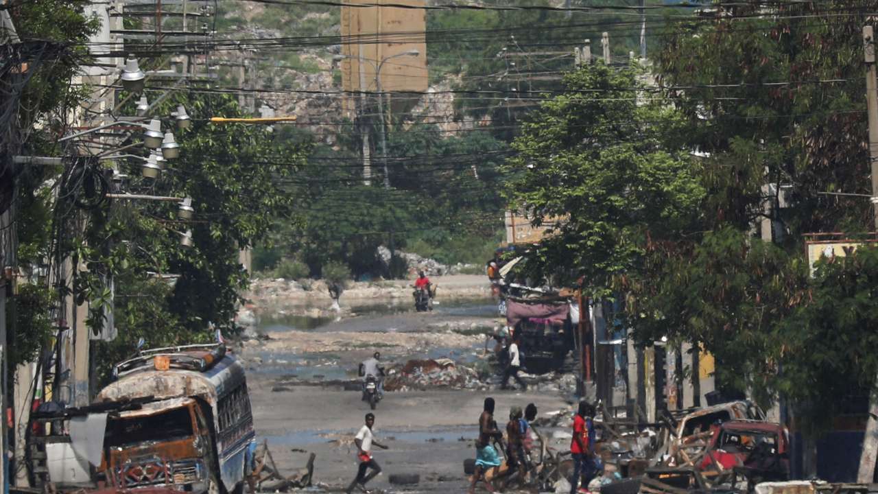 FILE PHOTO: Haiti's capital almost completely cut off by blockades as gang violence intensifies, in Port-au-Prinxe