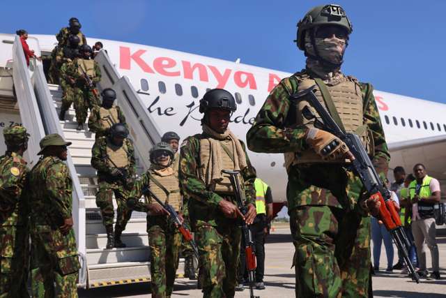 Contingent of Kenyan police officers arrive to Haiti