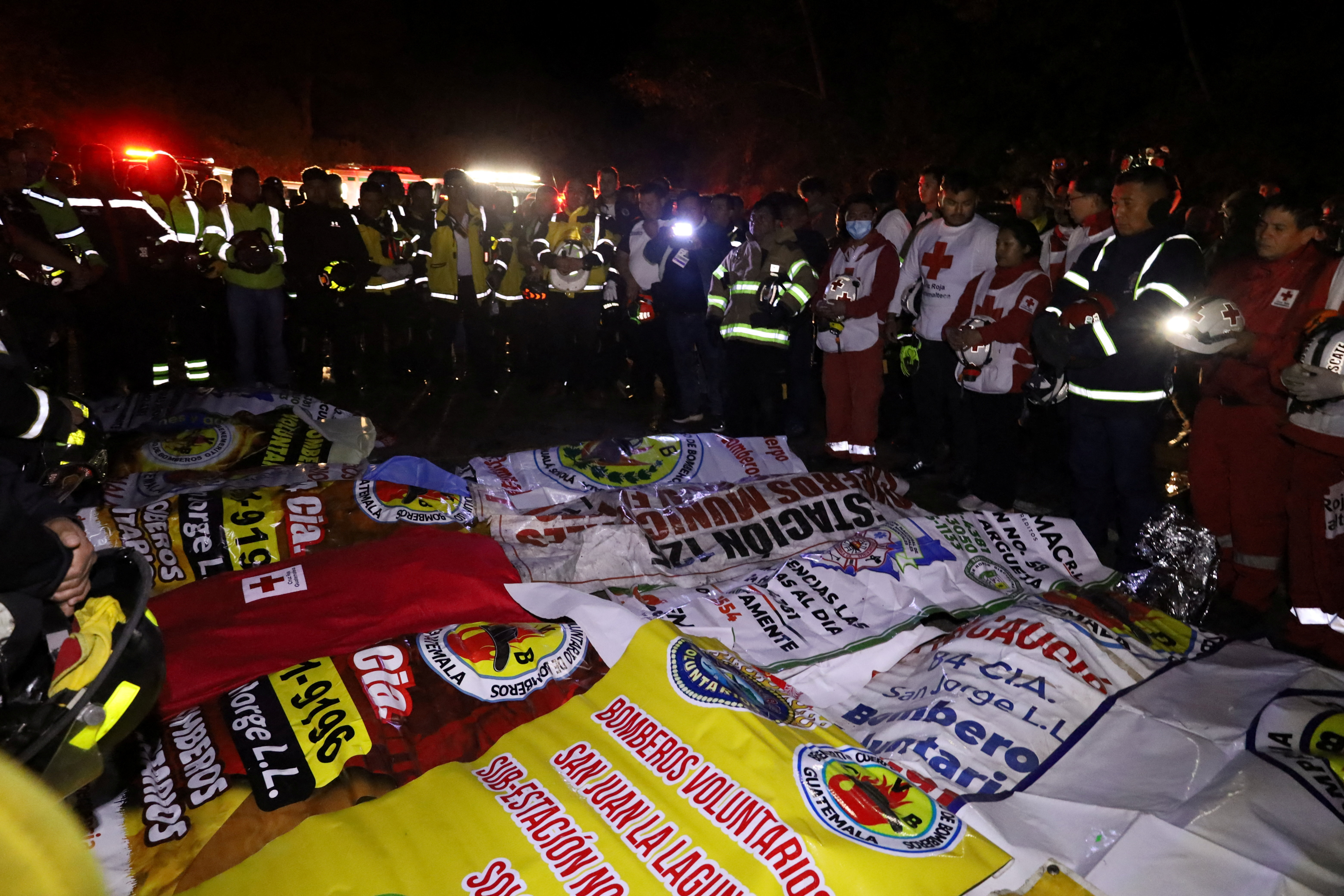 Passenger bus accident in Guatemala leaves several people dead