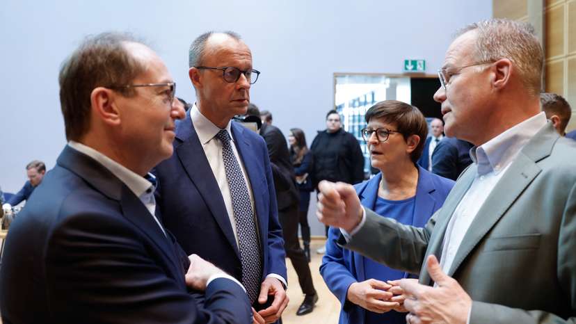 Meeting for talks on forming a coalition government at the SPD headquarters in the Willy-Brandt-Haus in Berlin