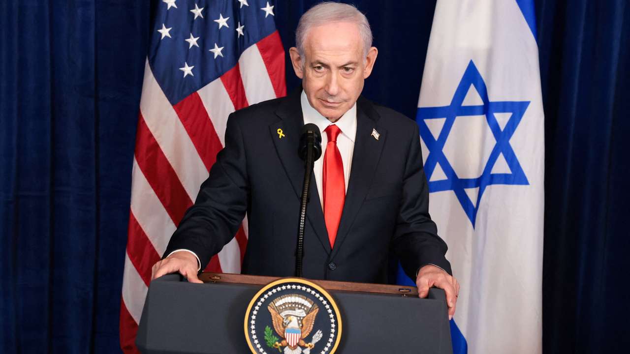 U.S. President Trump meets Israeli PM Netanyahu at Trump’s Mar-a-Lago club, in Palm Beach