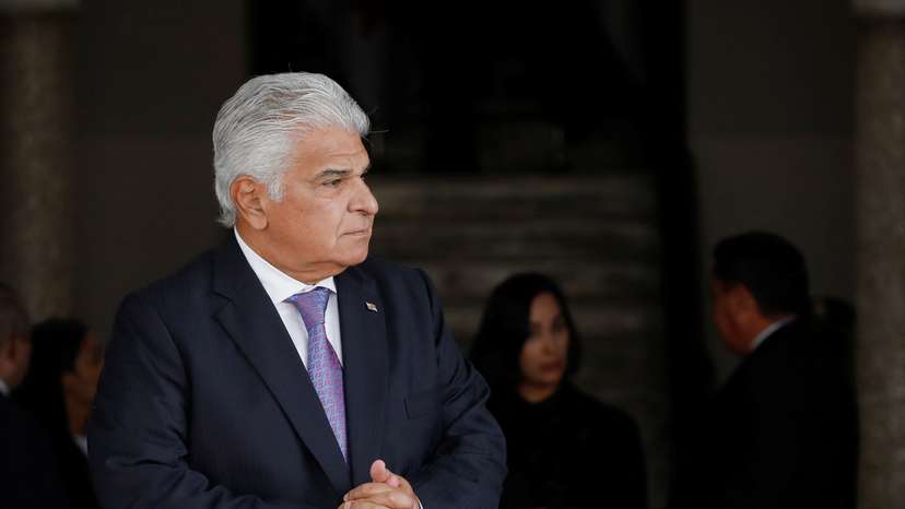Panama's President Jose Raul Mulino and his Paraguayan counterpart Santiago Pena meet, in Panama City