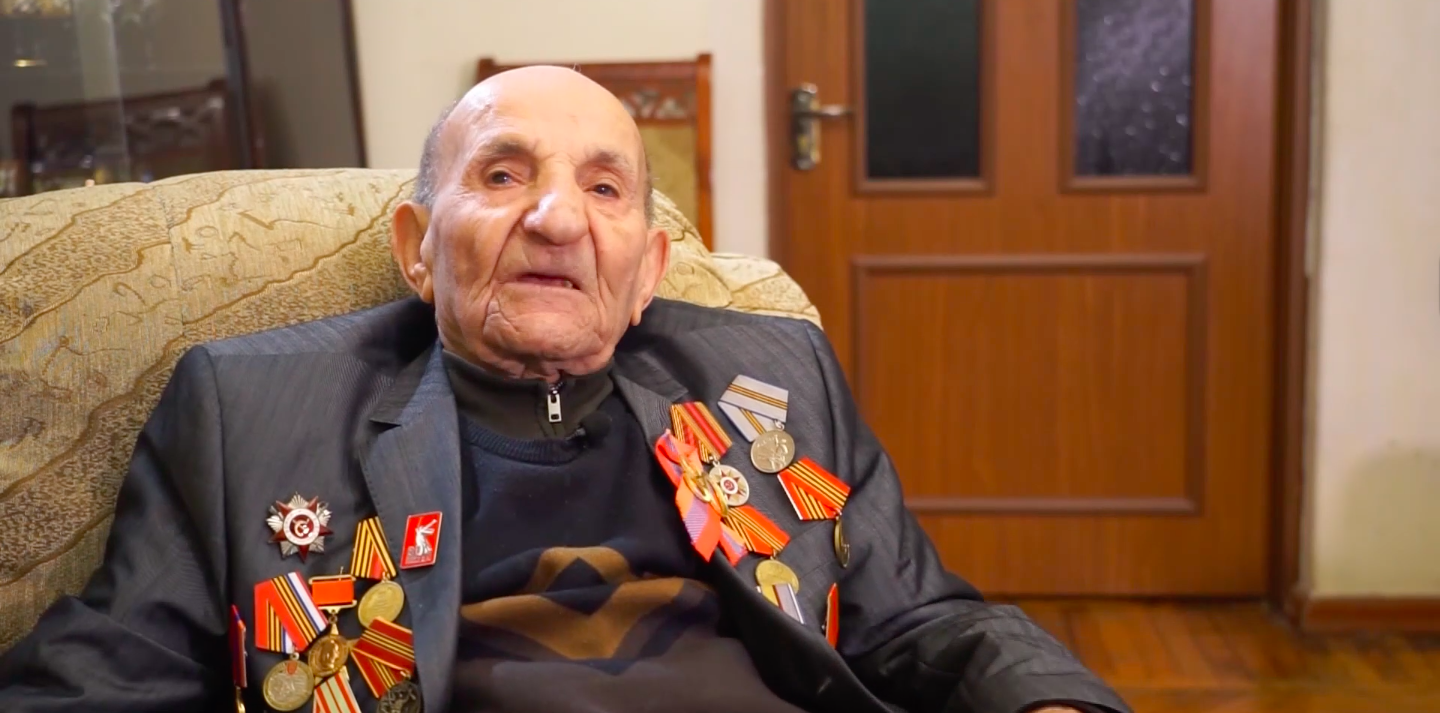 100-year-old Armenian veteran recounts WWII story 