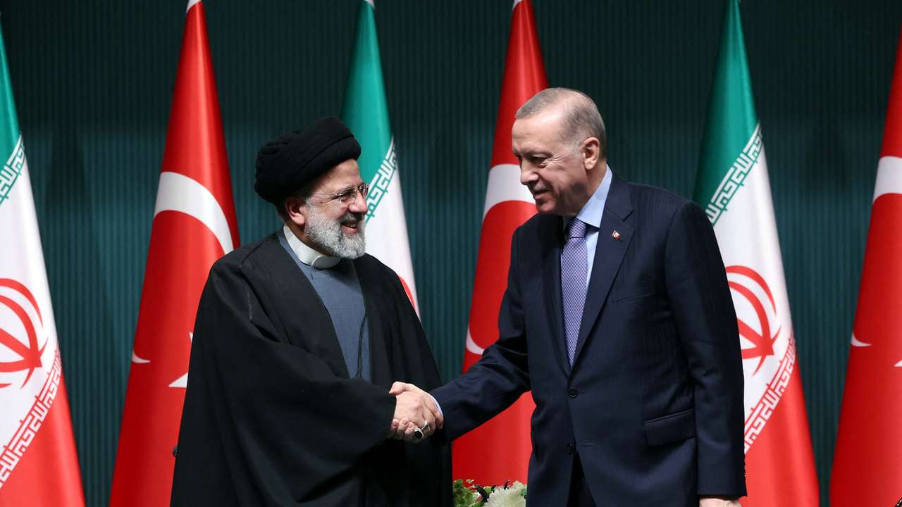 Iranian President Ebrahim Raisi visits Turkey