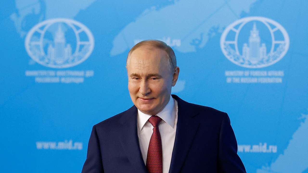 Russia's President Putin meets foreign ministry's leadership