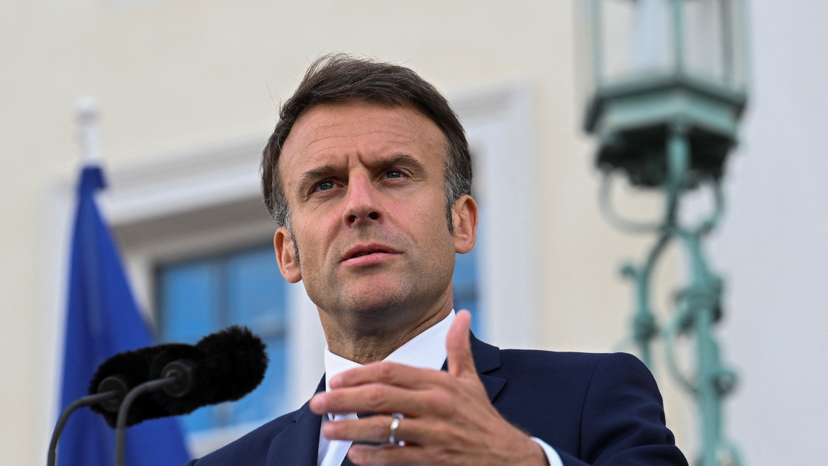 Franco-German cabinet meeting, in Gransee