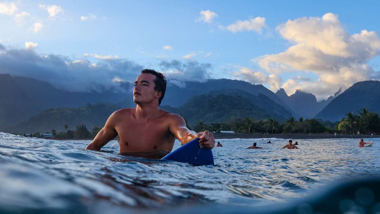 The Wider Image: At Tahiti's Games site, Polynesians fight for a reef and a way of life