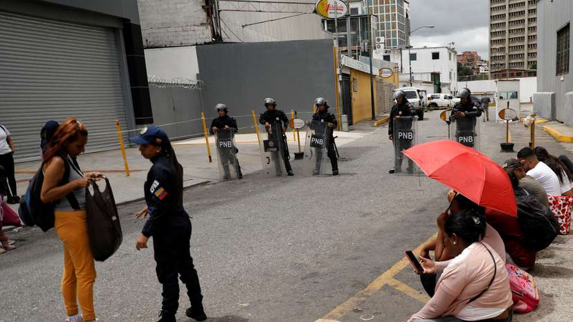 Venezuelans call for release of relatives detained in election protests
