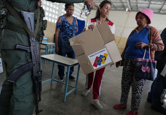 Venezuelans prepare to vote in the presidential election