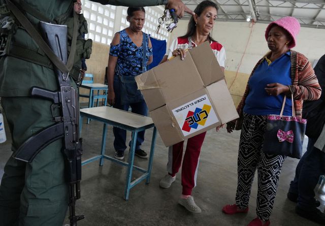 Venezuelans prepare to vote in the presidential election