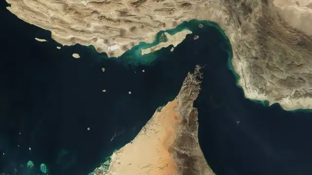 Imagem aérea do Estreito de Ormuz