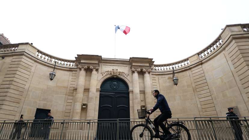 Statement by French outgoing Prime Minister Lecornu at Matignon in Paris