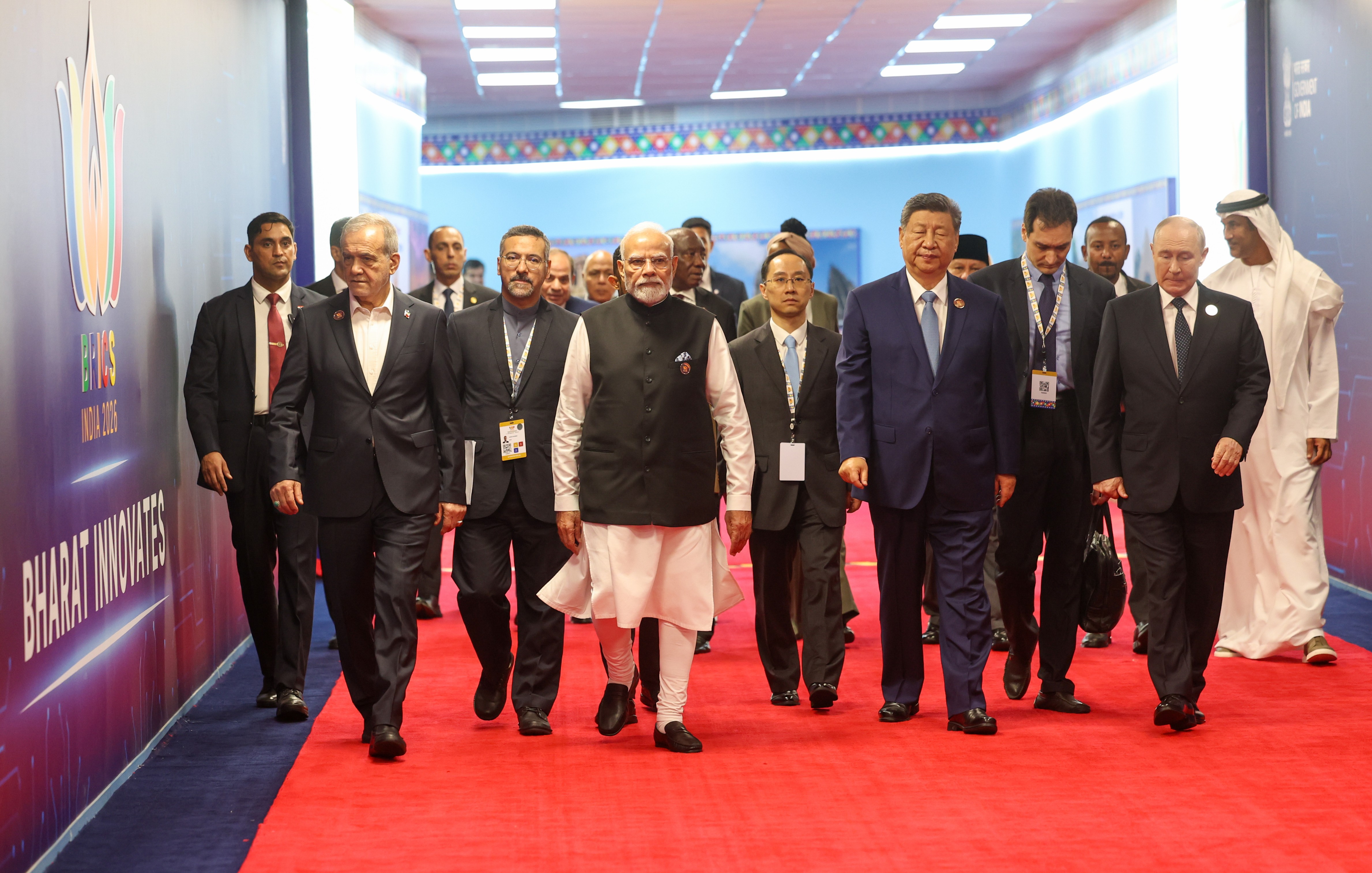 O primeiro-ministro da Índia, Narendra Modi, recebeu líderes como os presidentes Xi Jinping, da China, e Vladimir Putin, da Rússia.