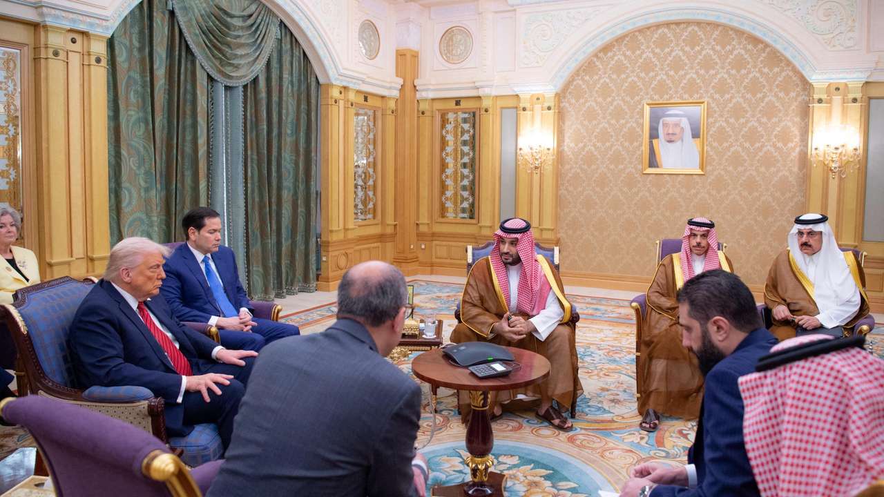 Syrian President al-Sharaa meets with U.S. President Trump and Saudi Crown Prince Mohammed Bin Salman and other officials in Riyadh