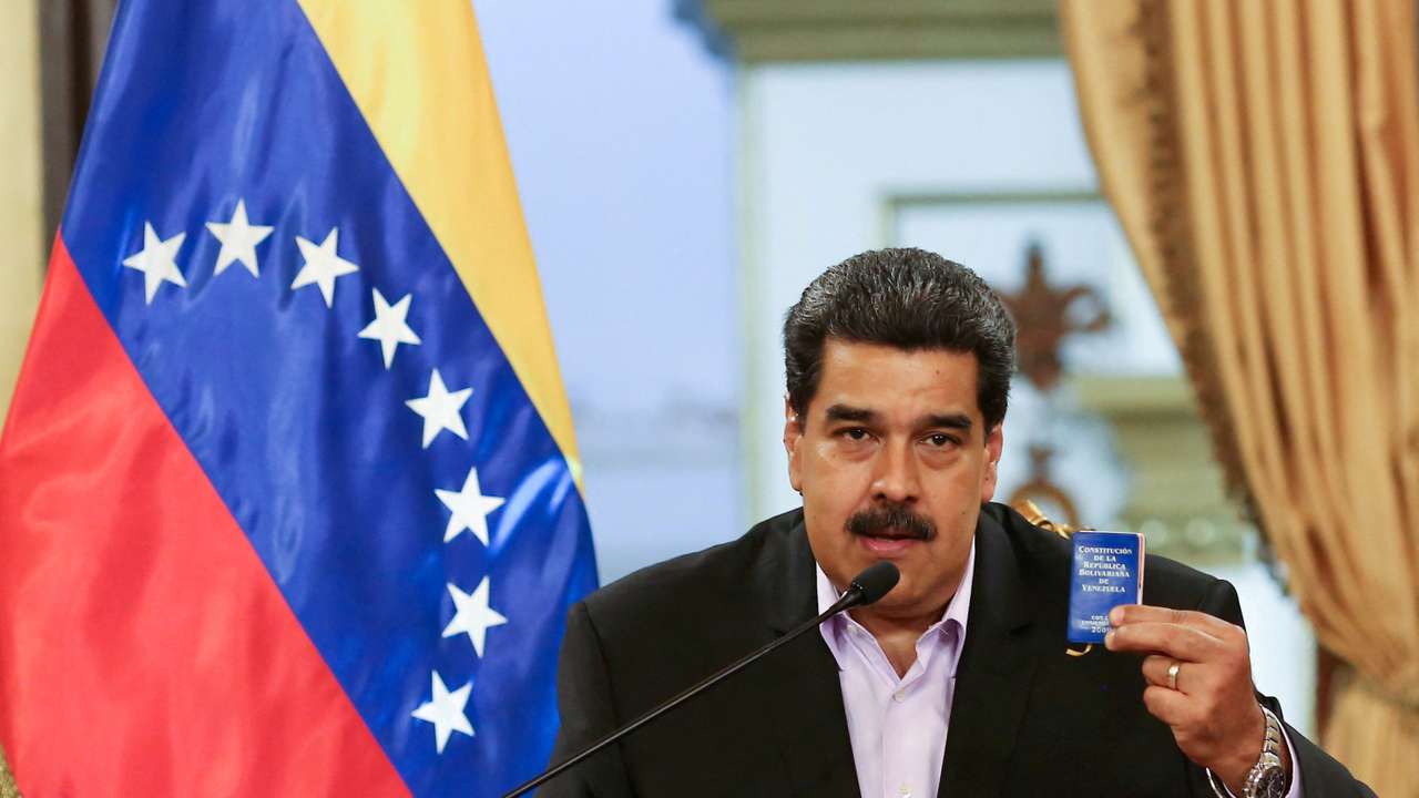 FILE PHOTO: Venezuela's President Nicolas Maduro speaks during a meeting with members of the Venezuelan diplomatic corp after their arrival from the United States, at the Miraflores Palace in Caracas