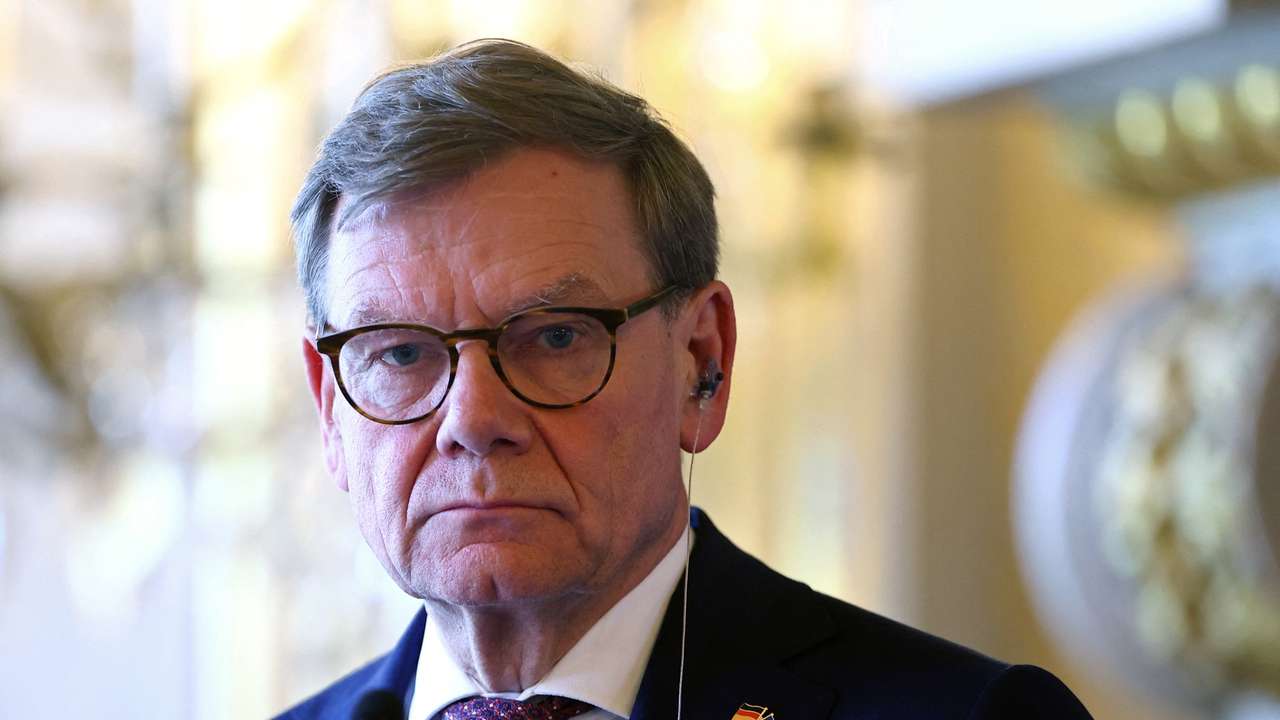 French and German foreign ministers meet in Paris