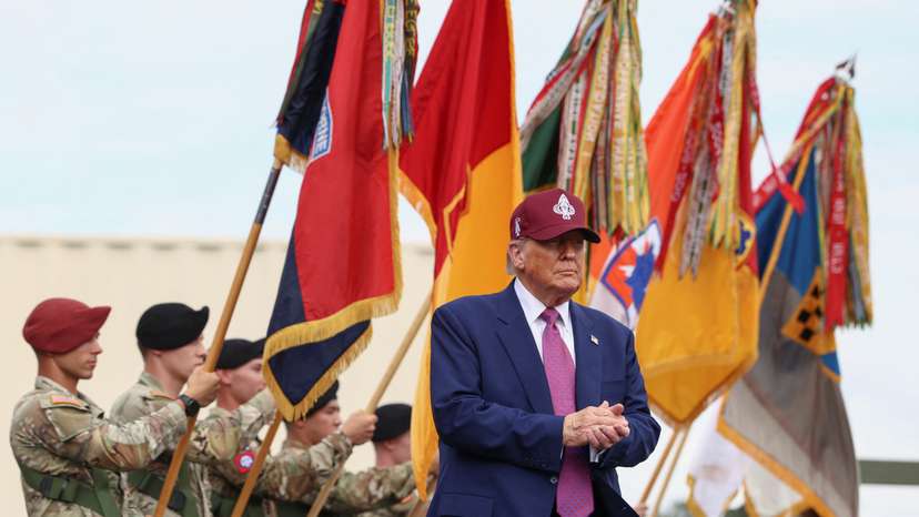 Trump visits Fort Bragg to mark U.S. Army anniversary