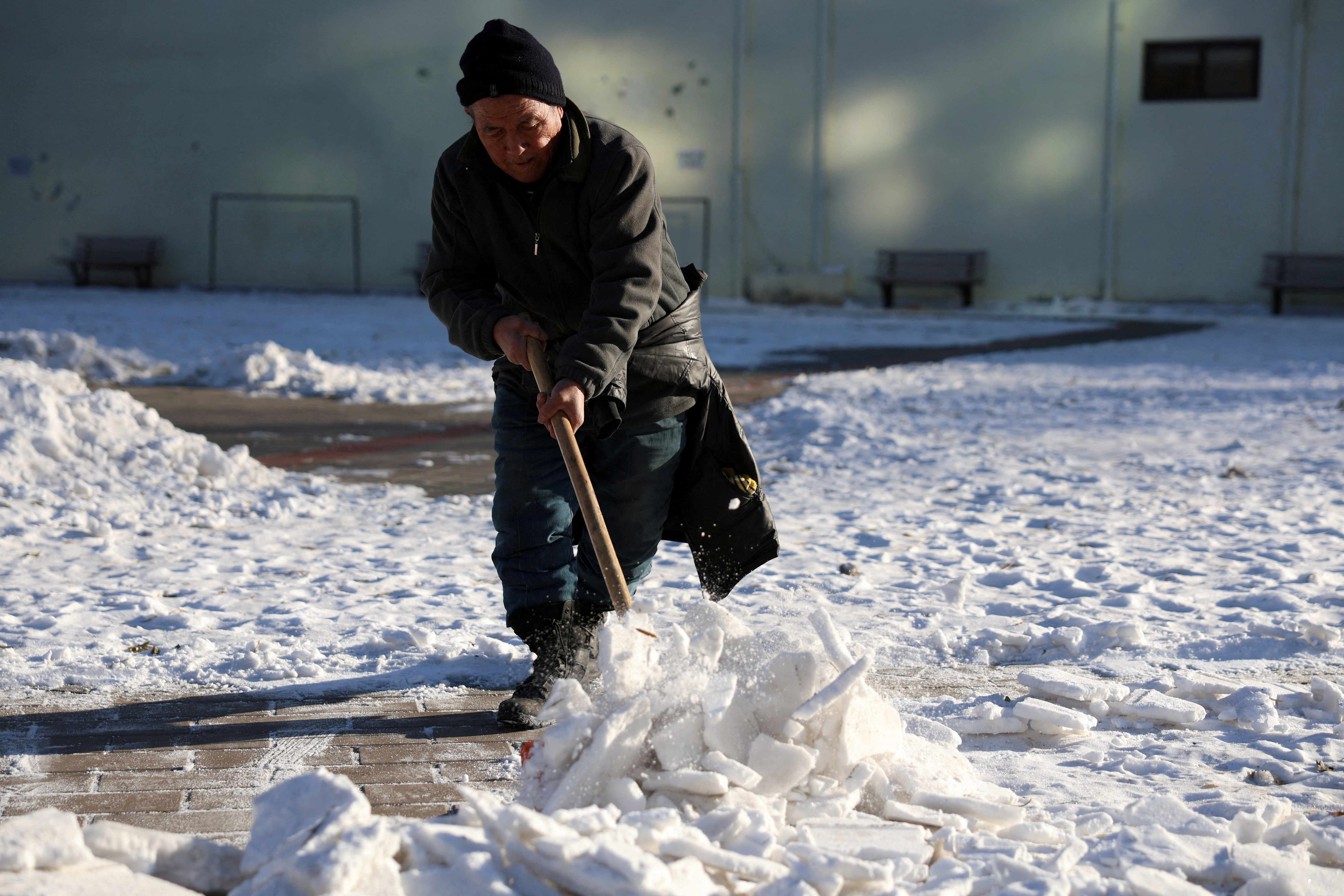 FILE PHOTO: Cold weather in China